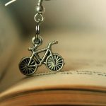 Bicycle-Pendant-Hd-Wallpaper