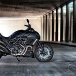 Diavel-Ducati-Motorcycle-Pictures