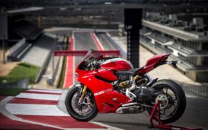 Panigale-Ducati-Motorcycle-Picture-HD