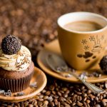 23-02-17-coffee-coffee-beans-cupcake-candy10556