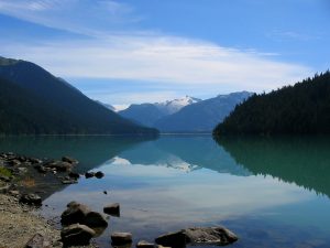 ---lake-reflections-in-water-10059