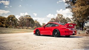 ---red-porsche-gt-5359