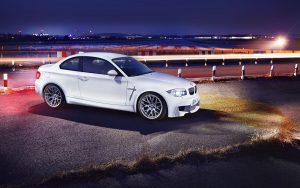 ---white-bmw-m-6109