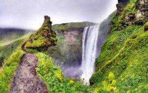 ---green-moss-canyon-waterfall-9451