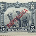 nyassa 5 reis correios portugal red republica overprinted camel stamp