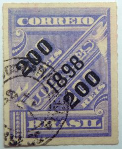 brazil newspaper stamp 1898 overprinted correio 200r on 100r rouletted black surcharge violet