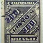 brazil newspaper stamp 1898 overprinted correio 300r on 200r rouletted violet surcharge