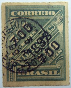 brazil newspaper stamp 1898 overprinted correio 700r on 500r rouletted black surcharge green