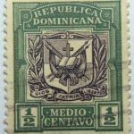 1906 1910 coat of arms republica dominicana half medio centavo green black color stamp