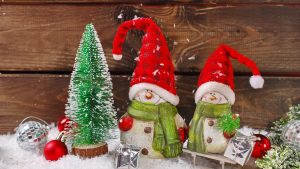 christmas decoration 2560x1440 santa snowmen 4k 3967