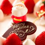 merry christmas 2880x1800 strawberry dessert santa claus 4k 3957